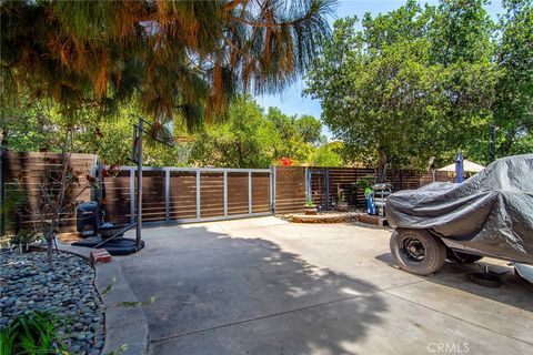Tiny photo for 8500 Val Verde Drive, West Hills, CA 91304 (MLS # SR26043433)