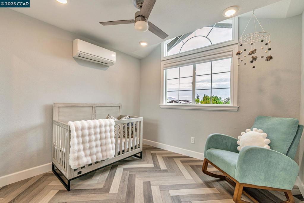 SHANNON HILLS - Residential
