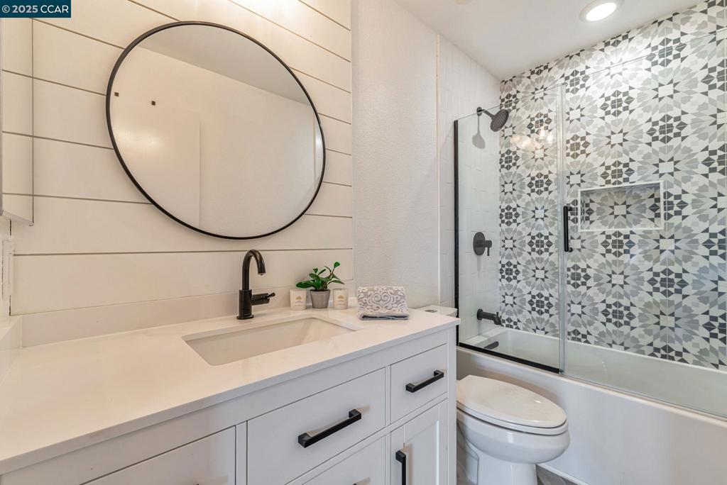 SHANNON HILLS - Residential