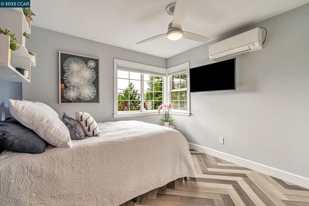 SHANNON HILLS - Residential