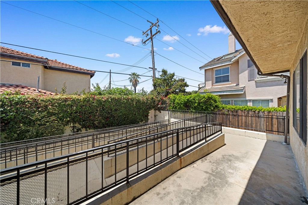 5223 Rosemead Boulevard F