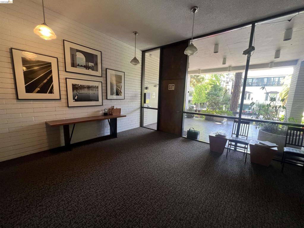 625 El Dorado Ave 204