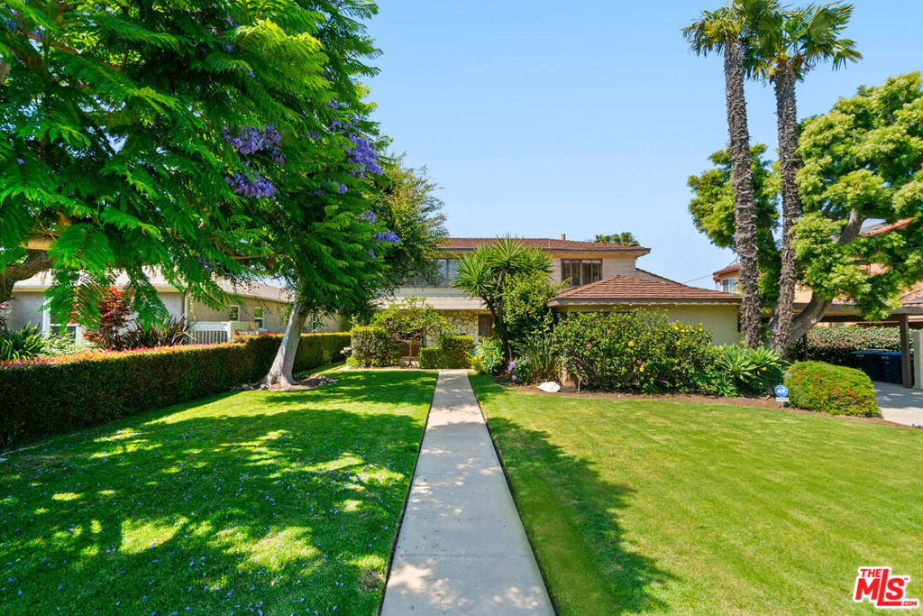 Properties 2 849 Franklin Street