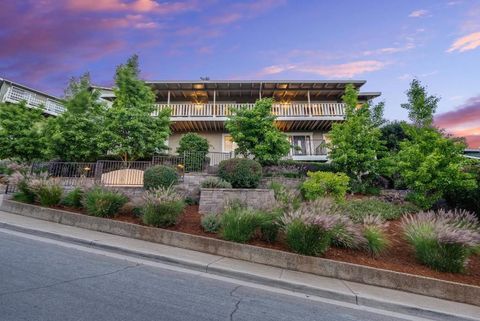 Photo of 545 Bonnie View Court, Morgan Hill, CA 95037 (MLS # ML82044932)
