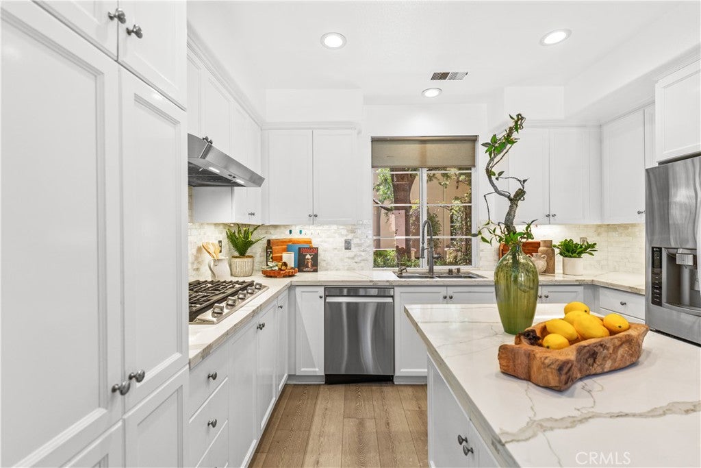 97 Canopy, Irvine CA 92603 - Photo 13