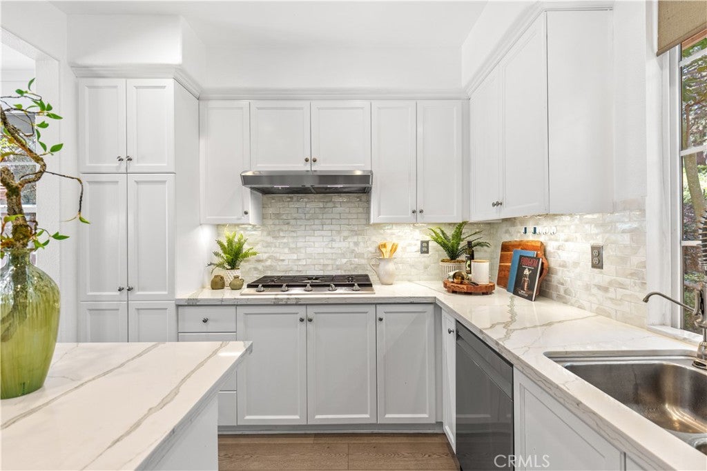 97 Canopy, Irvine CA 92603 - Photo 15