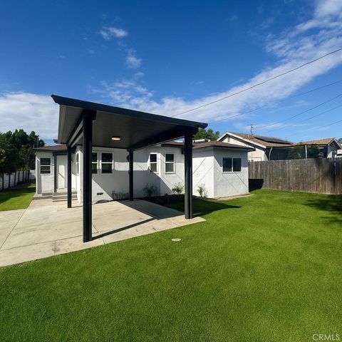 Photo of 3230 Bronson St, San Bernardino, CA 92407 (MLS # IV25243358)