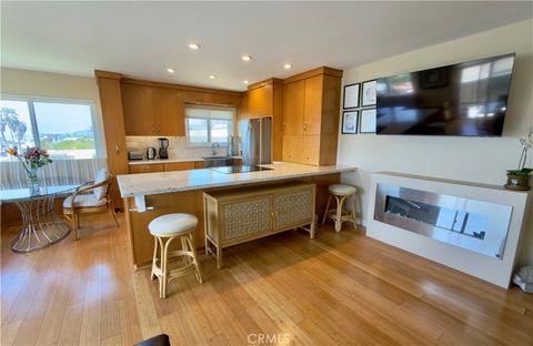 Photo of 240 Moss St #12, Laguna Beach, CA 92651 (MLS # LG26064319)