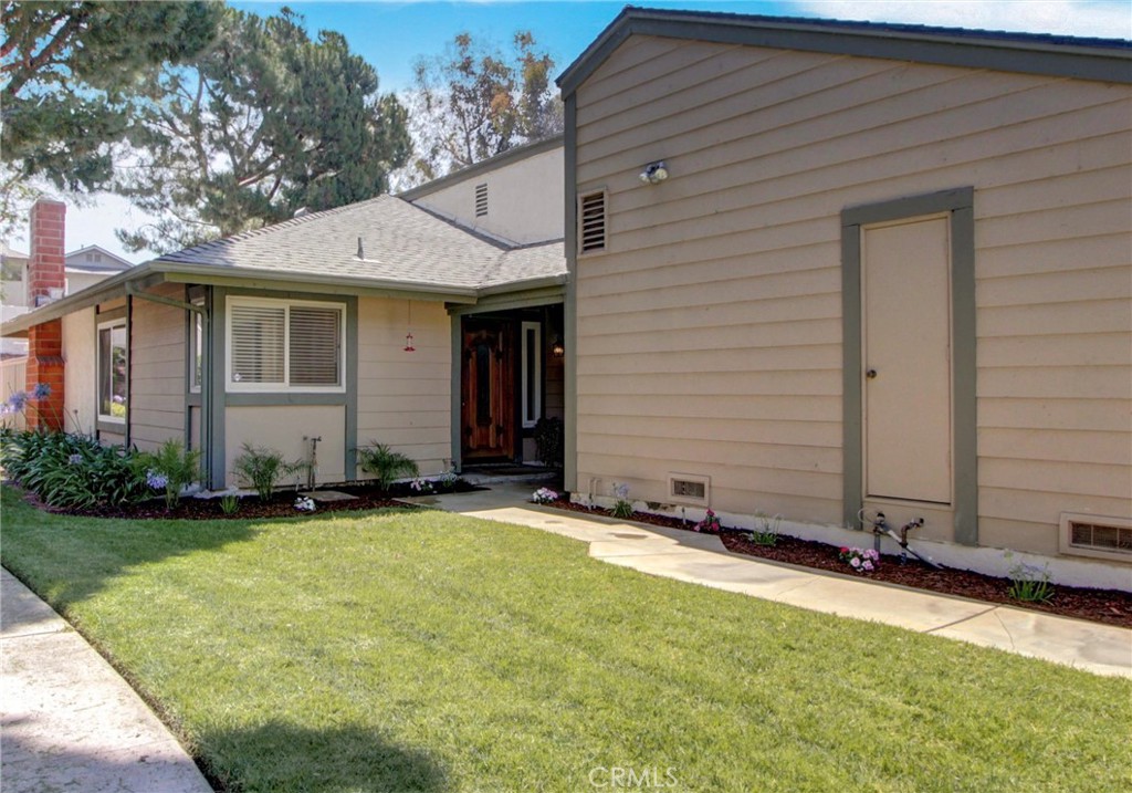 6732 Vista Loma
