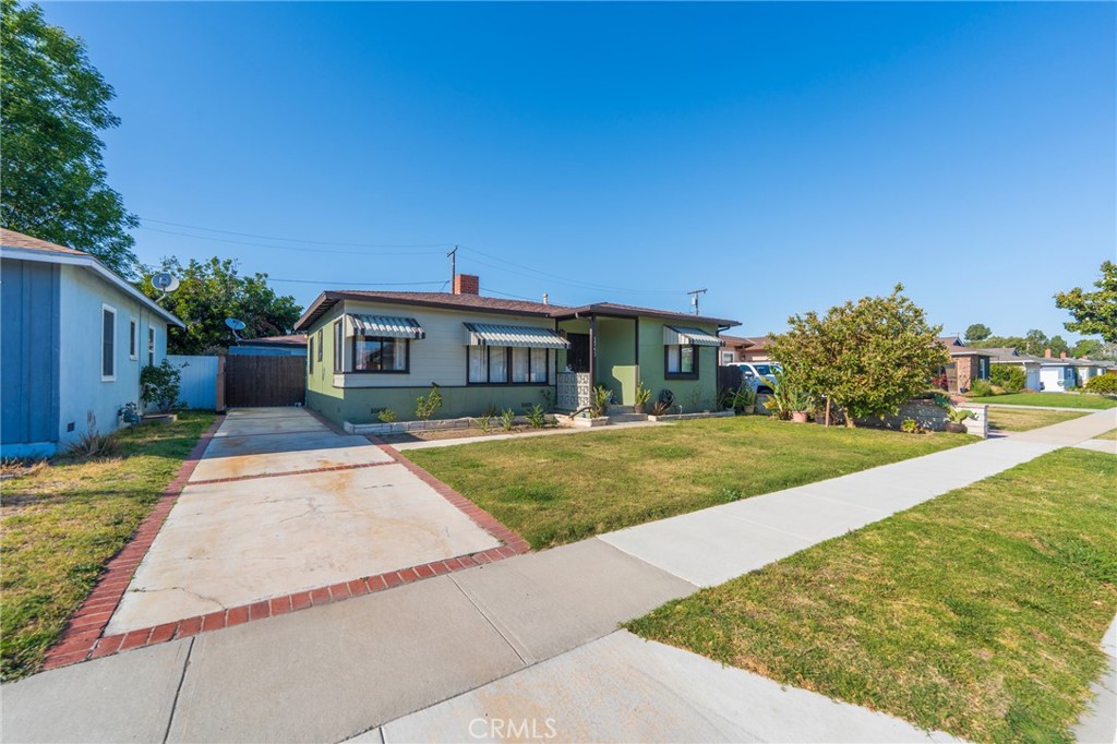 1763 W 245th Street