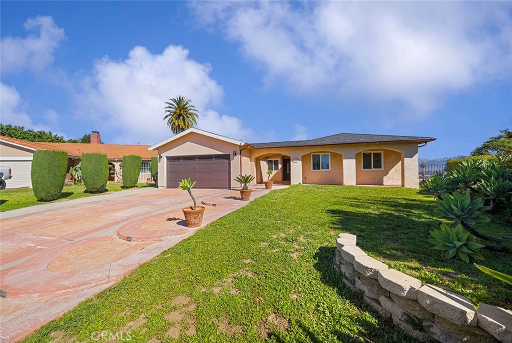 15333 Mockingbird Hill