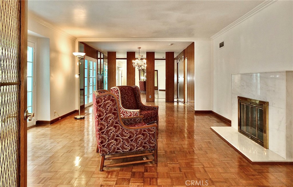5510 E La Pasada Street E