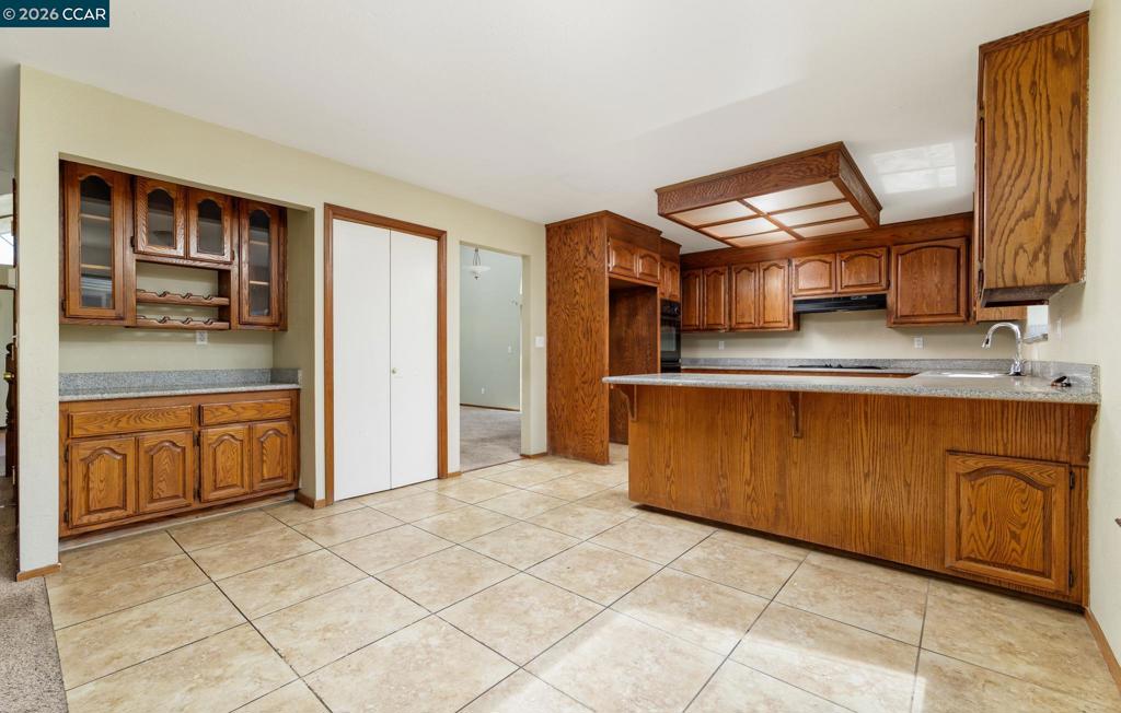 880 Fieldstone Ct
