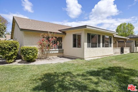 Photo of 44122 Village 44 Vlg, Camarillo, CA 93012 (MLS # 26771827)