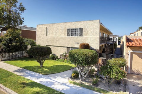 Photo of 12155 Pine Street, Norwalk, CA 90650 (MLS # CV26150056)