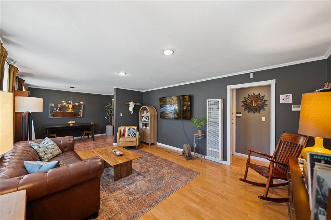 4833 Chateau Drive