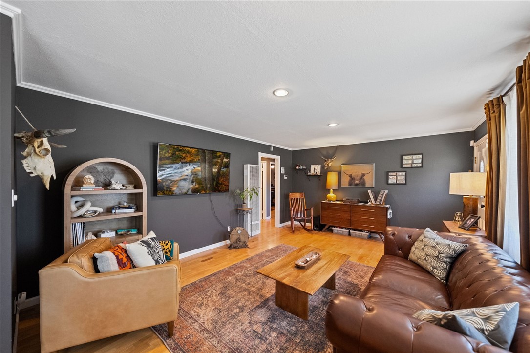 4833 Chateau Drive