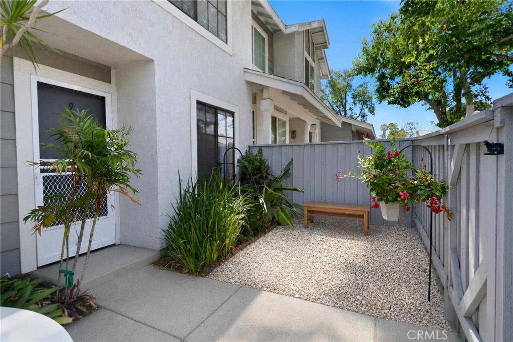 1380 W 48th Street 98