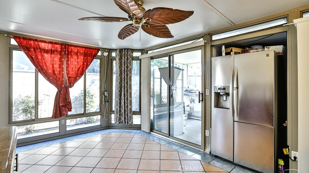 El Camino Glen (CH) - Residential