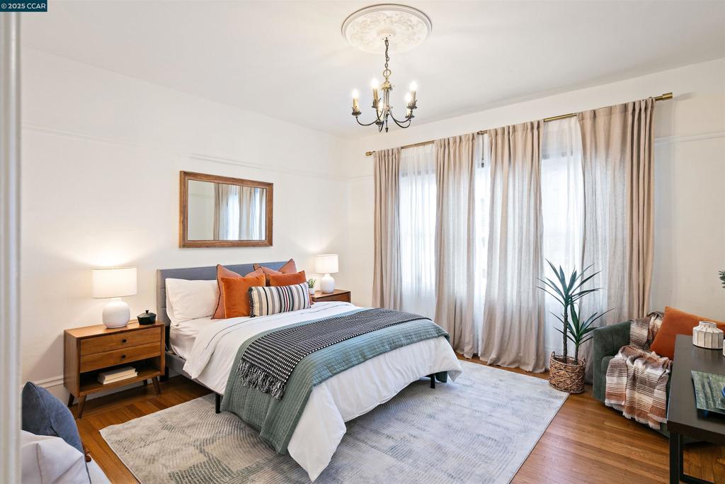 PIEDMONT AVENUE - Residential Income