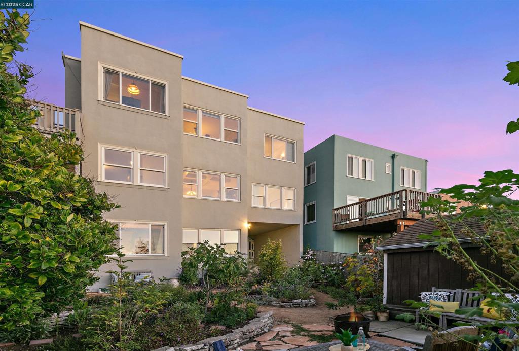PIEDMONT AVENUE - Residential Income