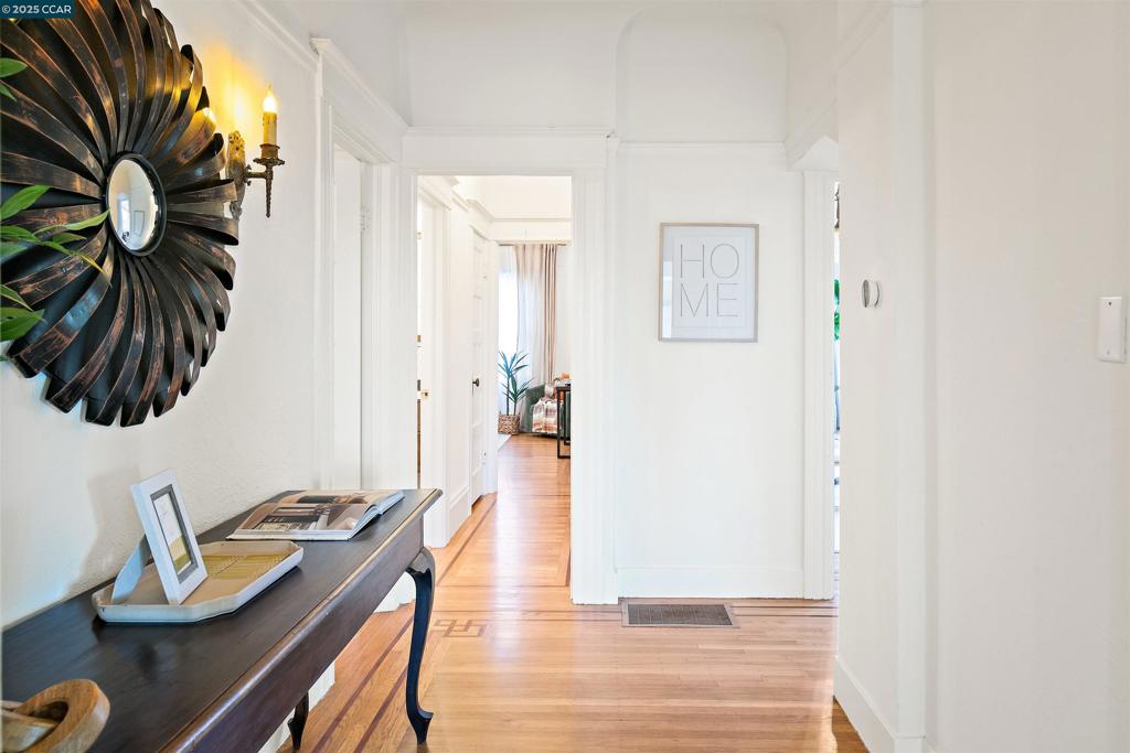 PIEDMONT AVENUE - Residential Income