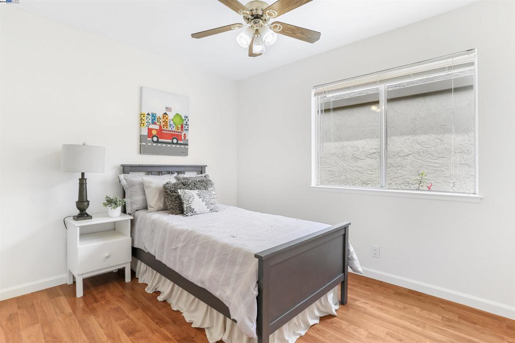 WARM SPRINGS - Residential