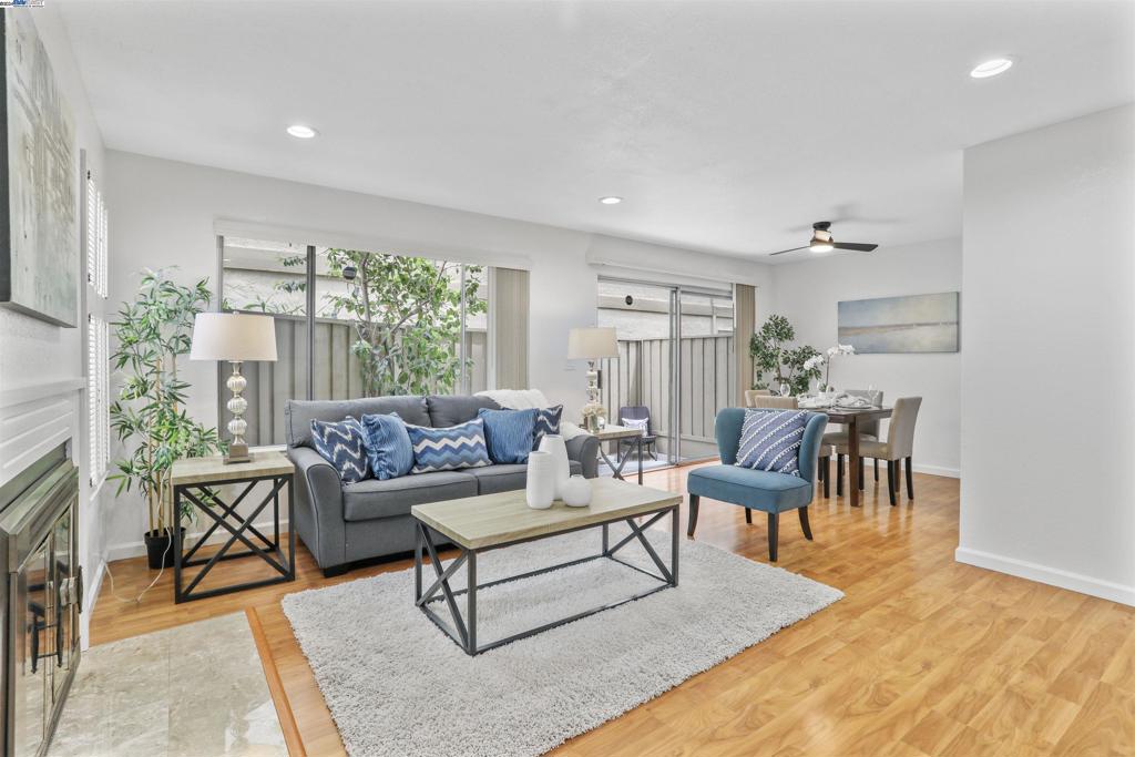 WARM SPRINGS - Residential