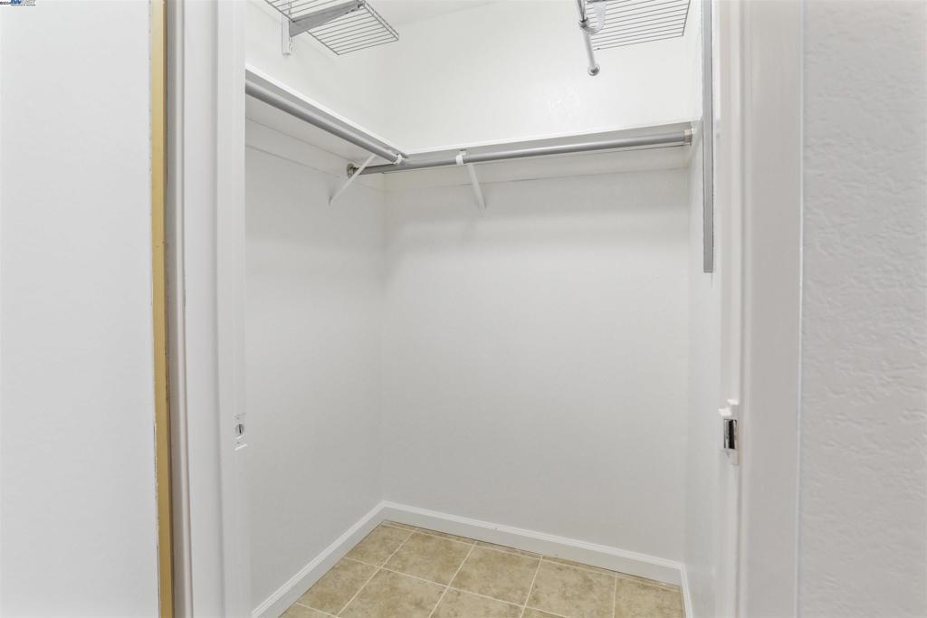 WARM SPRINGS - Residential