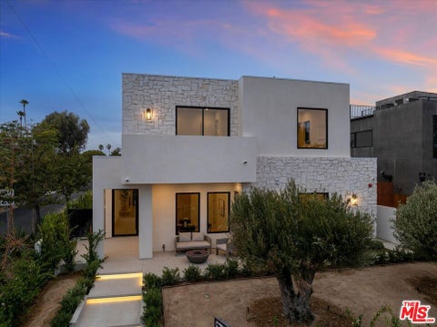 Photo of 12625 Preston Way, Los Angeles, CA 90066 (MLS # 26871897)