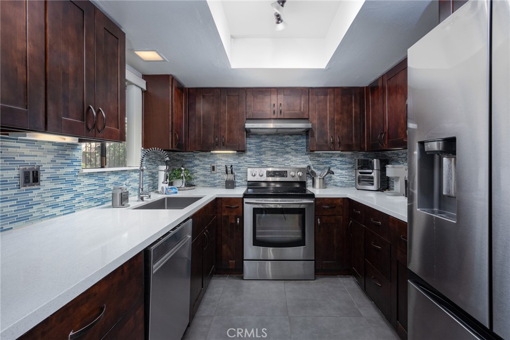 5301 E Waverly 211