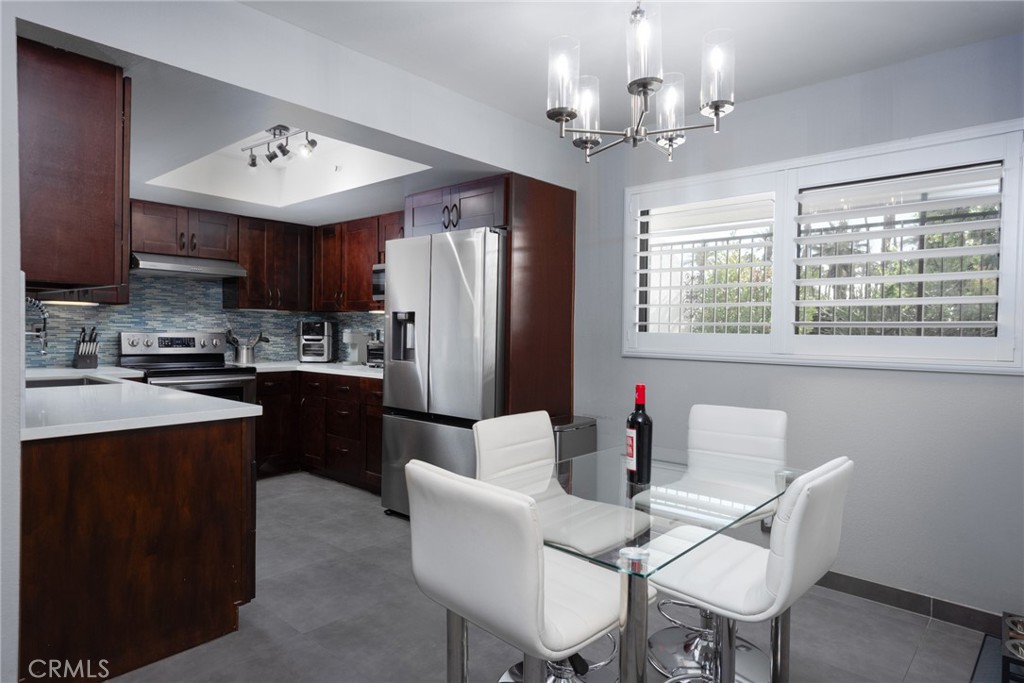 5301 E Waverly 211