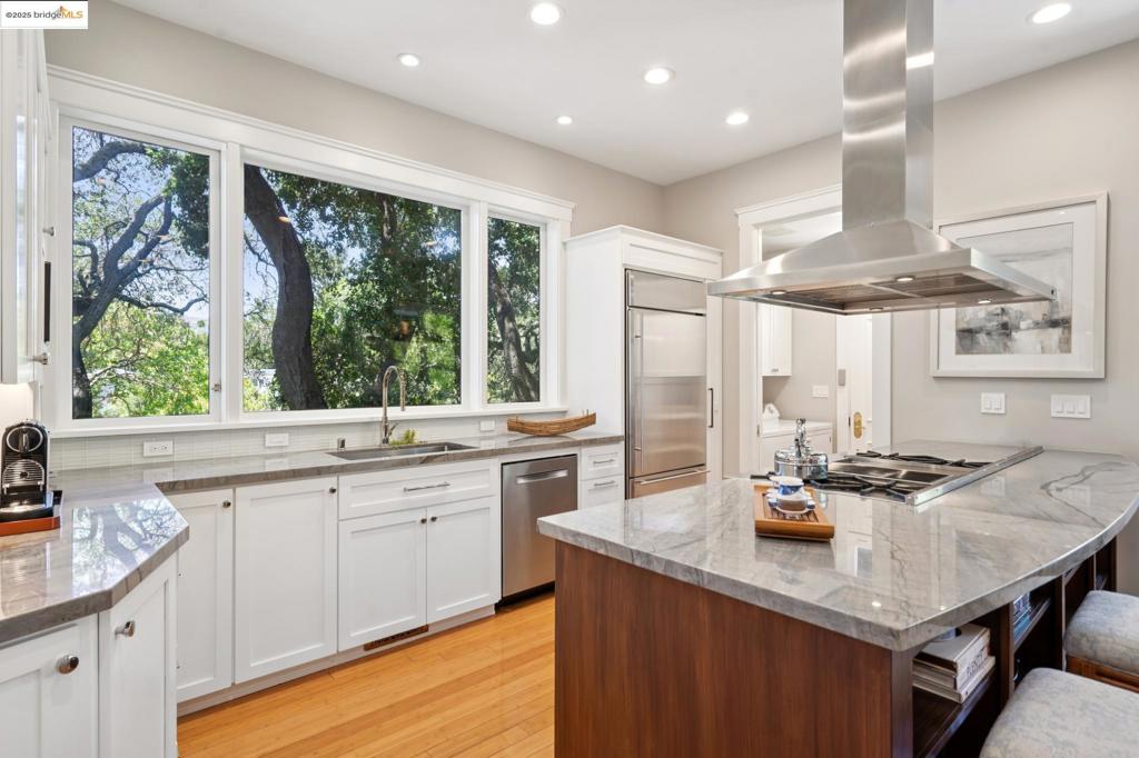 PIEDMONT - Residential