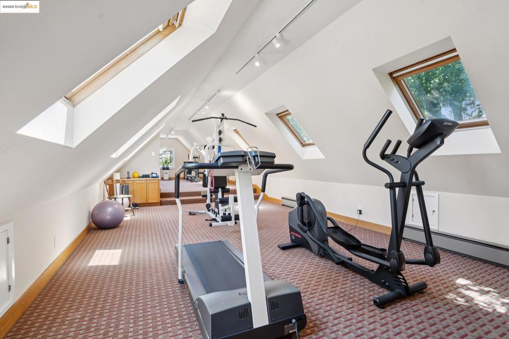 PIEDMONT - Residential