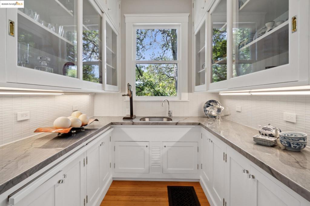 PIEDMONT - Residential