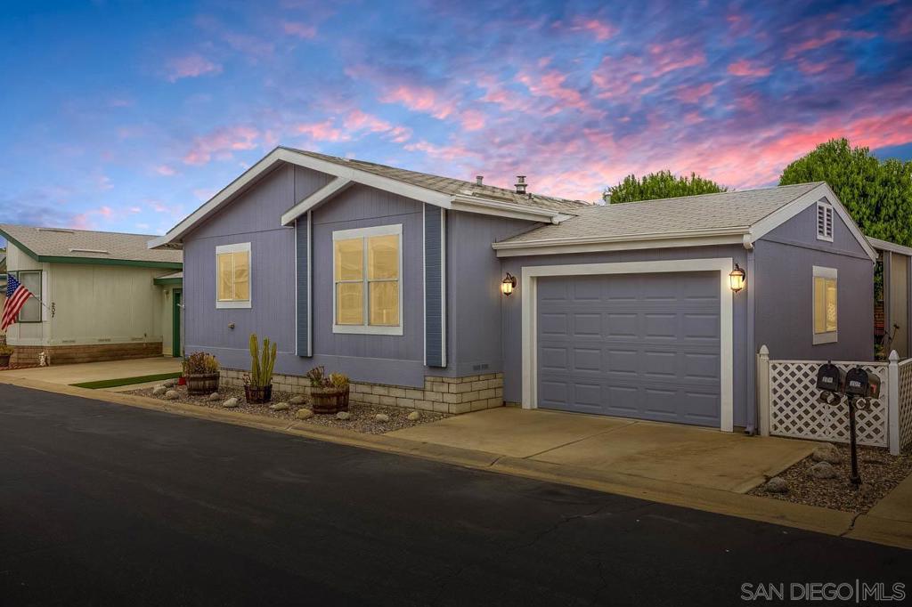 11851 Riverside Dr SPC 206