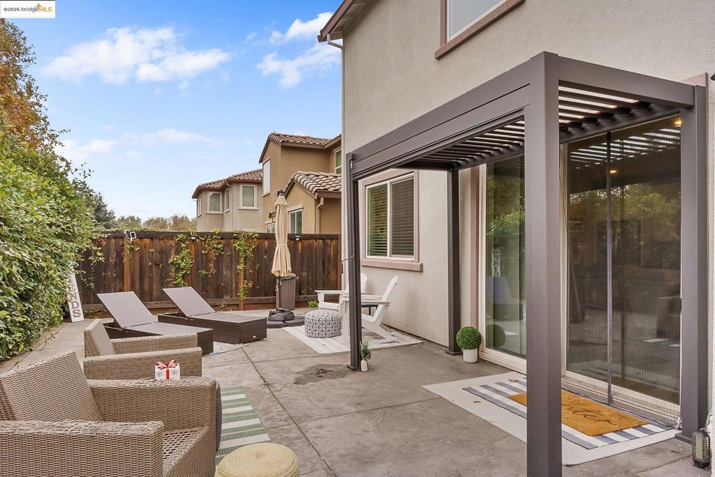 BRENTWOOD - Residential