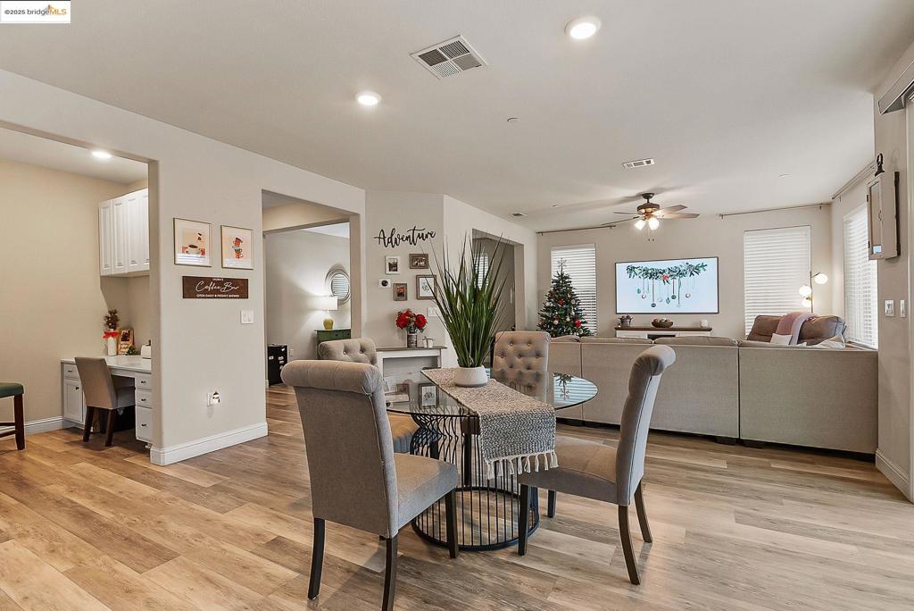 BRENTWOOD - Residential