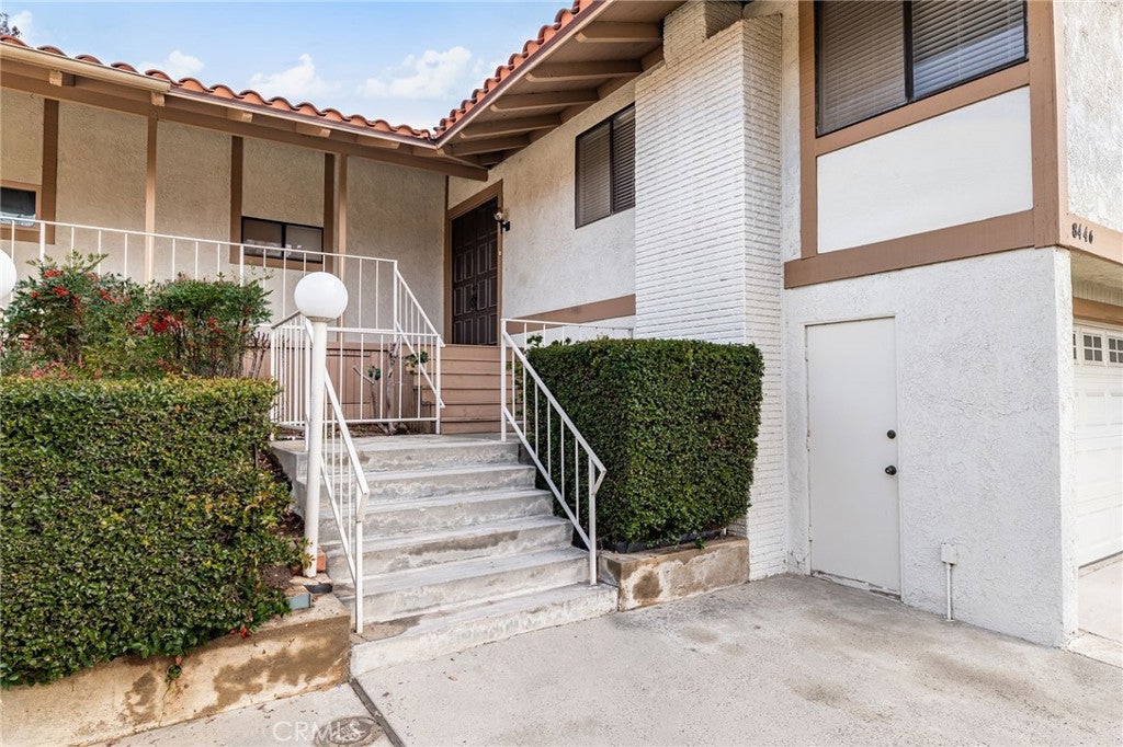 8446 Red Hill Country Club (AKA Valle Vista)