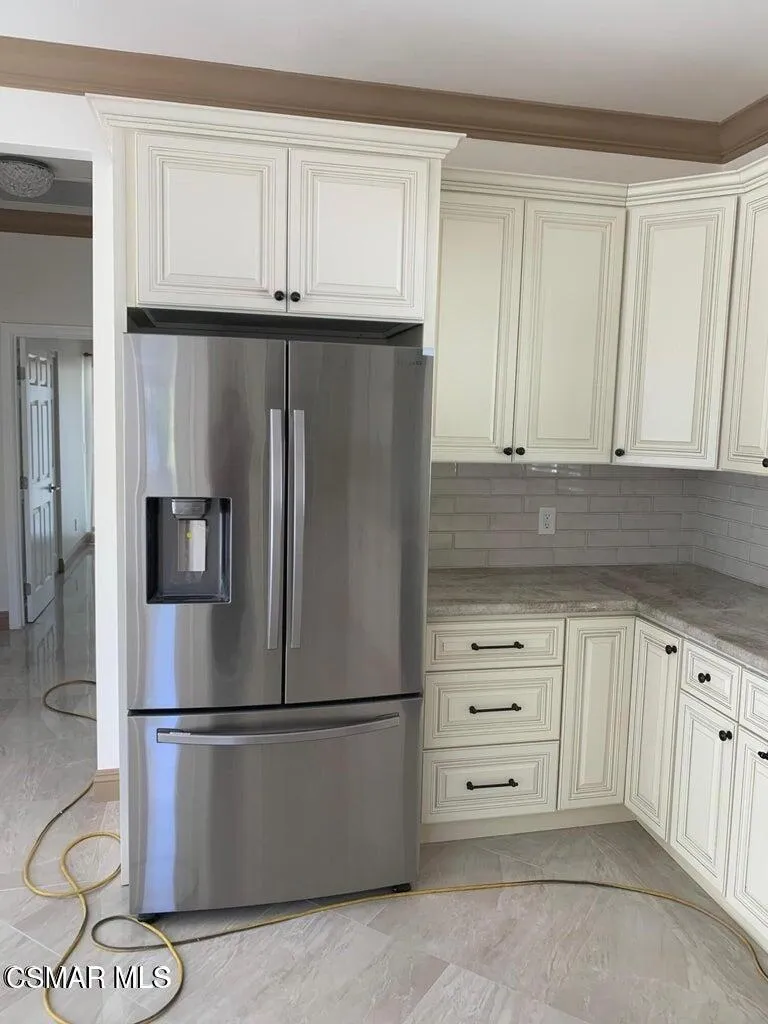 Camarillo, California 93010, United States, 2 Bedrooms Bedrooms, ,2 BathroomsBathrooms,Residential,Active,194505