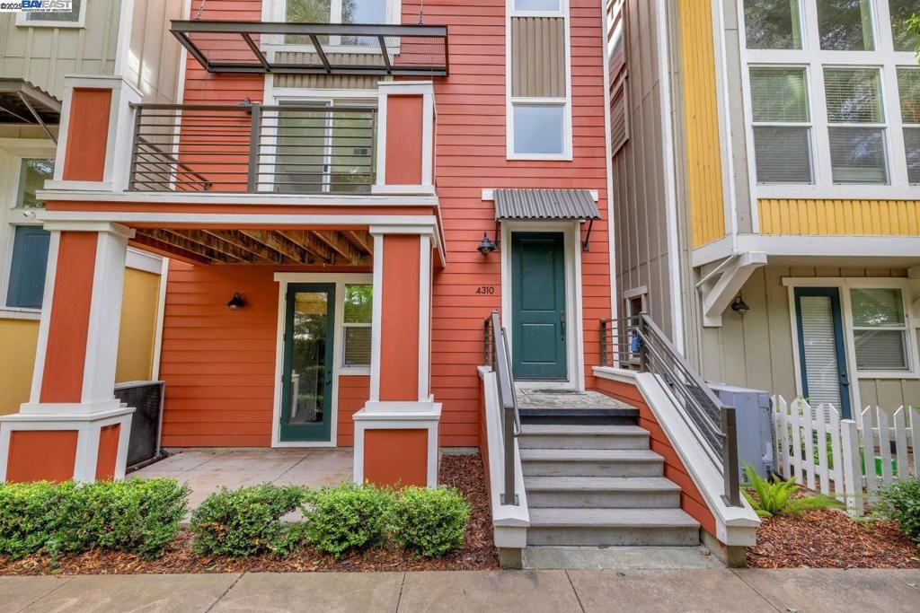 Photo of 4310 Providence Ter Ter, Fremont, CA 94538 (MLS # 41115591)