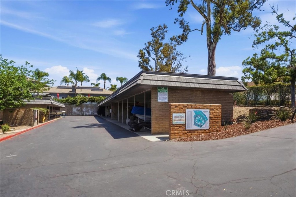 22346 Canyon Club
