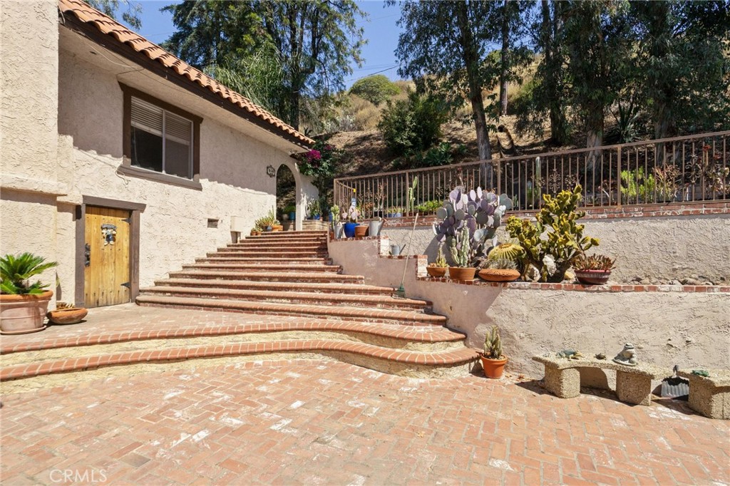 410 Conifer Road