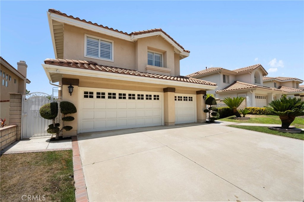 405 S Laureltree Drive
