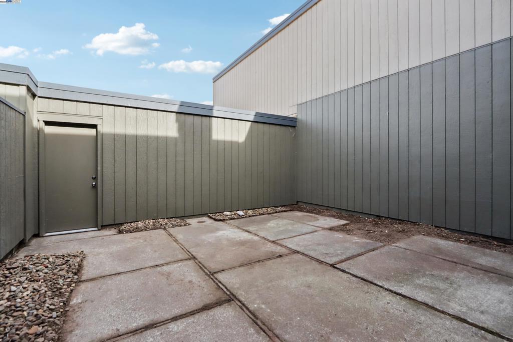 BAY FARM ISLAND - Residential