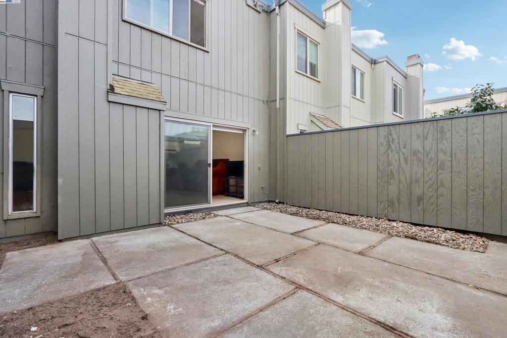 BAY FARM ISLAND - Residential