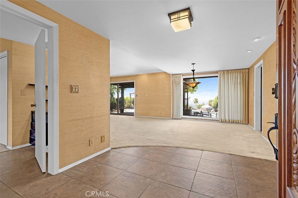 13675 Sycamore Drive