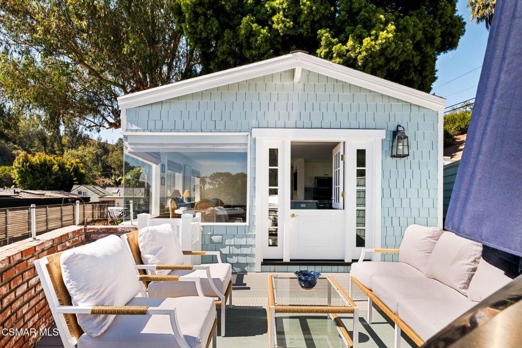 1 Paradise Cove Road