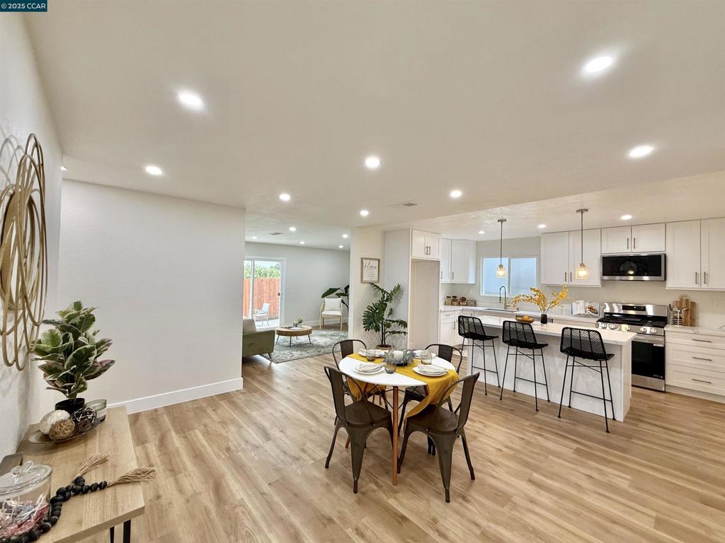 COLLEGE PARK - Residential