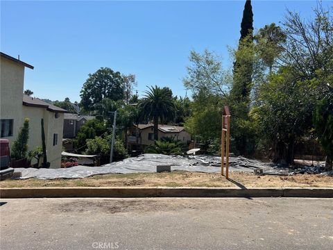 Photo of 4816 Seldner St, El Sereno, CA 90032 (MLS # WS25218778)